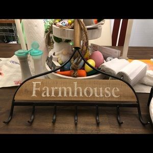 Farmhouse hooks brand new